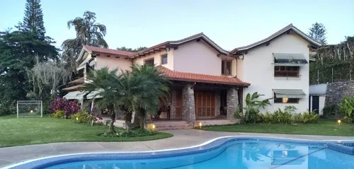 Venta - Casa - Urb. La Lagunita