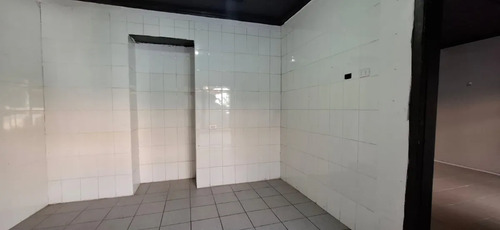 Se Vende Local Comercial En Pleno Centro De La Serena