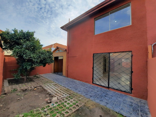 Linda Casa Con Acceso Controlado En Portal Del Bosque, Maipu