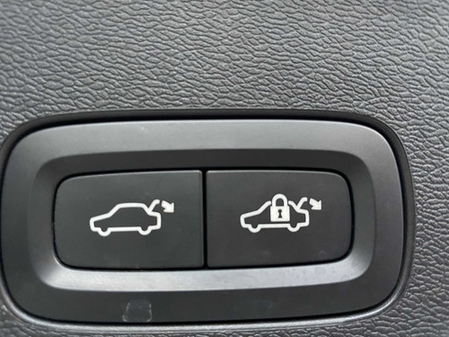 Imagen 15 de 15 de Volvo Xc60 T6 R Design Americano 2018