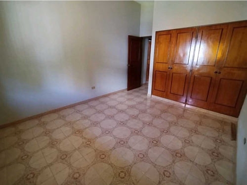 Casa En Venta, Valencia, Urb Trigaleña Em-8370321