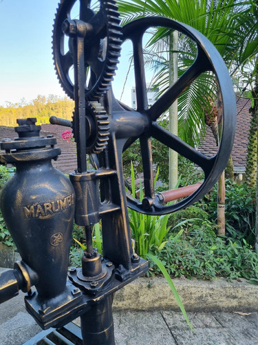 Bomba Poço Antiga