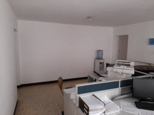 Imagen 3 de 11 de Apartamento En Venta En Los Palos Grandes Lv 0412.210.44.03
