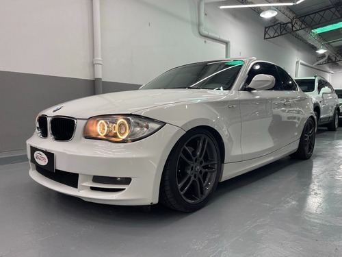 Imagen 1 de 15 de Bmw Serie 1 2.5 125i 218hp Executive At Levas Navegador 2010