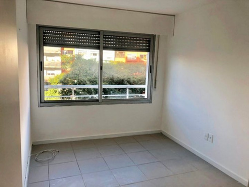 Imagen 8 de 14 de Venta Con Renta De Apartamento 2 Dormitorios En La Aguada