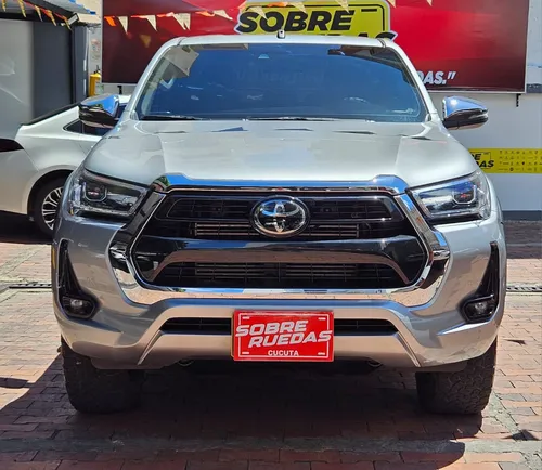 Toyota Hilux Srx 2.8 4x4 Diesel At Mod 2023
