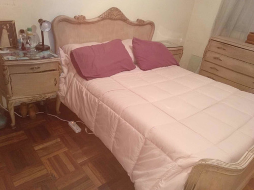 Juego Dormitorio Estilo Francés Tamaño Standard 6 Peizas. (Usado)