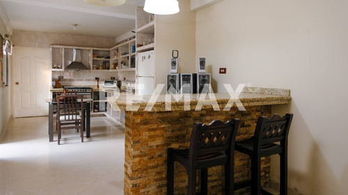 Imagen 19 de 28 de Casa En Venta Parque Valencia, Calle Cerrada Anggi Zerpa 04144122129