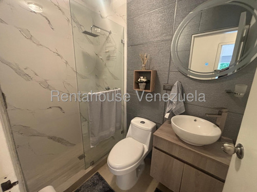 Hermoso Apartamento En Venta En Lomas De Prados Del Este Mv