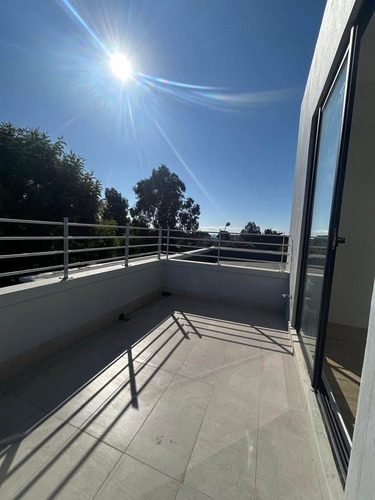 Gran Casa Nueva, 3 Pisos, Sector Los Romeros Concon