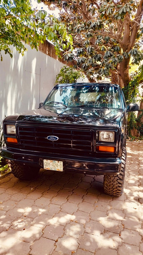 Ford Bronco Xlt 4x4 1982
