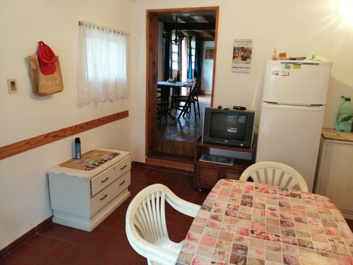 Imagen 6 de 16 de Casa Excelente Ubicación Cerca De Todos Los Servicios Y Calle Principal