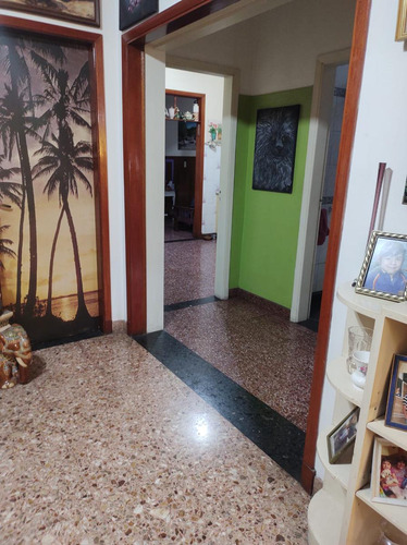 Permuta Por Depto Centro Ballester Venta Casa Ideal 2 Flias