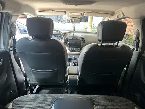Renault Captur 2.0 Intens Automática