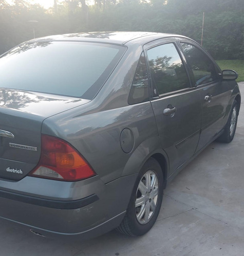 Ford Focus 2.0 Ghia