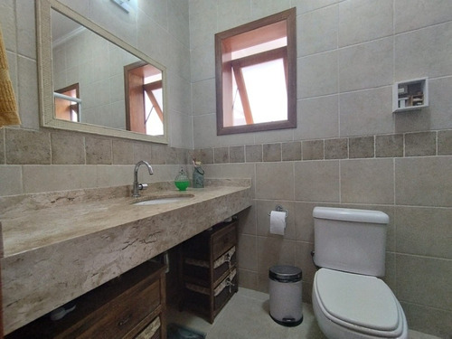 Casa 4 Quartos 2 Suítes 4 Banheiros
