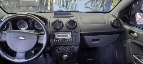 Imagen 8 de 18 de Ford Fiesta Max Fiesta Max1.6