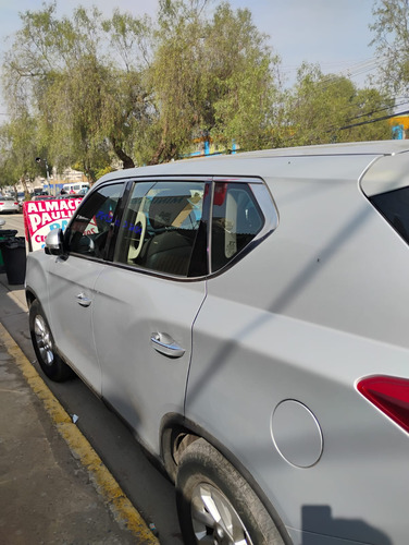 SsangYong Rexton 2.0 Mt 4x2 Std