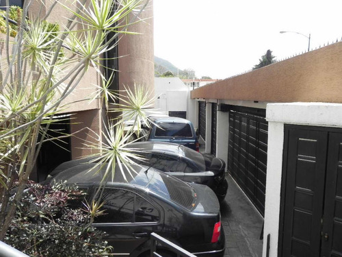En Venta Hermosa Quinta En El Marqués Norte. Costruccion De Primera!!! Anexo Para Huéspedes. Terraza Con Vista Al Ávila. (alianza)