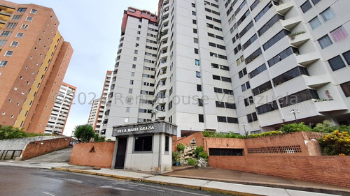 Dc Apartamento En Venta En Lomas Del Ávila 24-18401 Yf