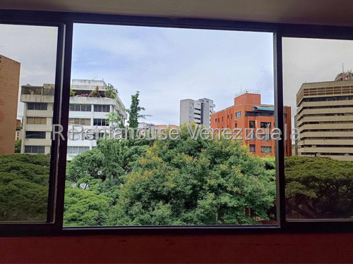 Venta Apartamento Amplio Con Potencial, Hermosa Vista.