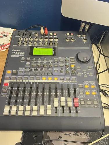 Roland Mixer Vm-3100 | Parcelamento sem juros