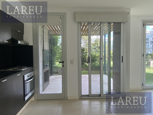 Departamento Con Jardin De 2 Dormitorios En Venta En Vilahaus, Pilar