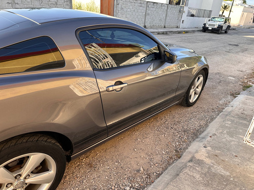 Ford Mustang 3.8 Coupe Lujo V6 Mt