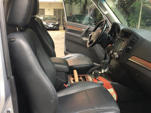 Imagem 3 de 15 de Mitsubishi Pajero Full 3.8 Hpe 4x4 V6 24v Gasolina 2p Automá
