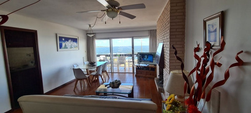 Imagen 11 de 25 de Apartamento En Venta En Punta Del Este, Mansa Frente Al Mar!