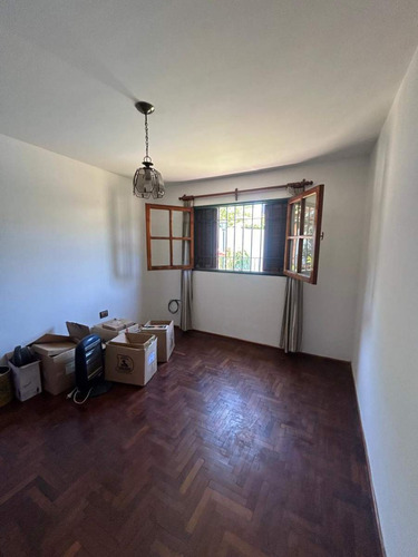 Vende Casa 3 Dorm En Barrio Urca!