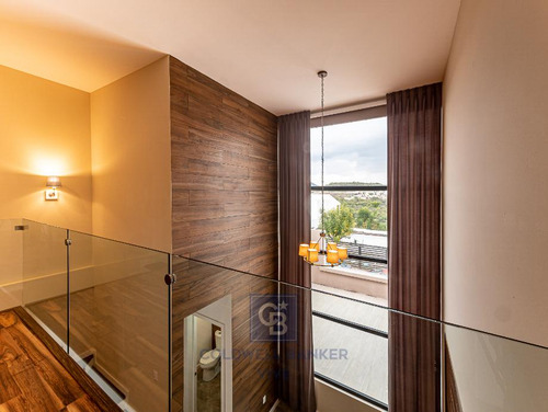 Casa En Venta En Colonia Santa Rosa De Jauregui, Querétaro, Querétaro