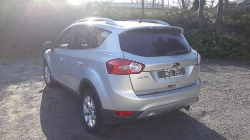 Imagen 8 de 12 de Ford Kuga 2.5t At 4x4 200cv 2013