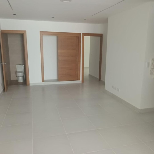 Apartamento Nuevo En Evaristo Morales, Una Habitacion, 11/2 Baños Terraza, Gym Salon Multiusos