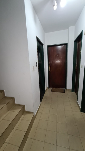 Imagen 14 de 18 de Venta De Departamento 3 Ambientes Espectacular Muy Luminoso Al Frente Gran Balcon