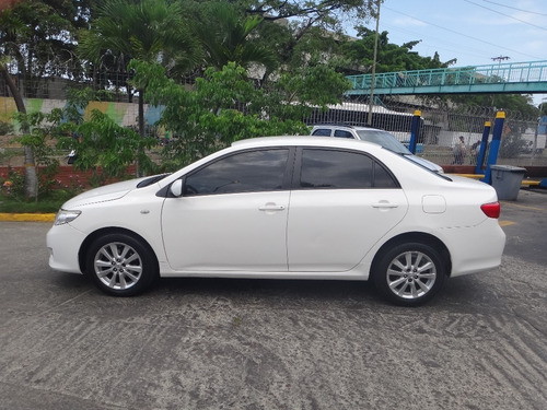 Imagen 8 de 13 de Toyota Corolla Xei Automatico