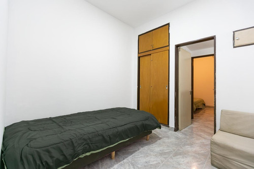 Imagen 19 de 30 de Oportunidad. Frente Al Alto Palermo. Tres Ambientes Con Dependencia. Apto Profesional.