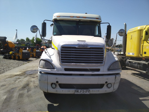 Imagen 2 de 23 de Tracto Camion Freightliner Cl 120, Año 2016, Oportunidad