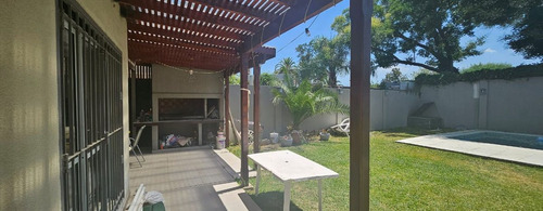 Hermosa Casa De 4 Ambientes Excelente Estado