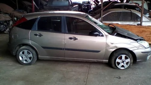 Imagem 8 de 20 de Sucata Ford Focus 1.6 /2005 Somente Para Venda De Peças