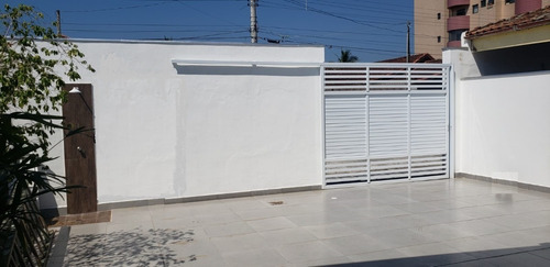 Imagem 5 de 23 de Linda Casa Praia : 5 Suites, Piscina, Excelente Localização , P/ Investidor