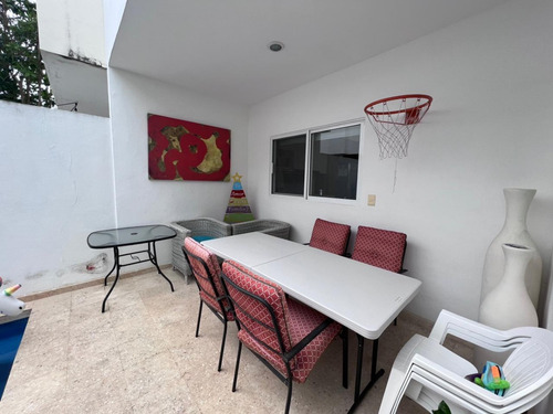 Casa En Venta En Residencial Palmaris