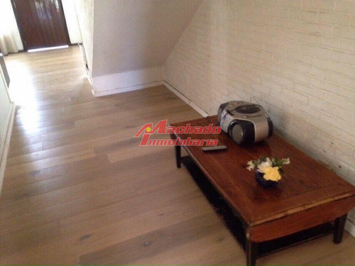 Muy Buena Casa, En Zona Residencial- Ref: 5213