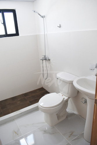 Venta Apartamento Nuevo Con Piscin, Santiago (hfa-271b3)