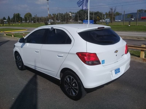 Chevrolet Onix 5p 1.4 Ltz Sedan 5 Puertas Rd