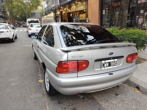 Ford Escort 1.8 Coupe Rs
