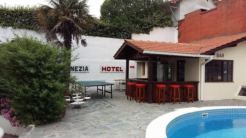 En Venta Hotel Venezia, Zona Centro De Villa Gesell, Excelente Ubicacion