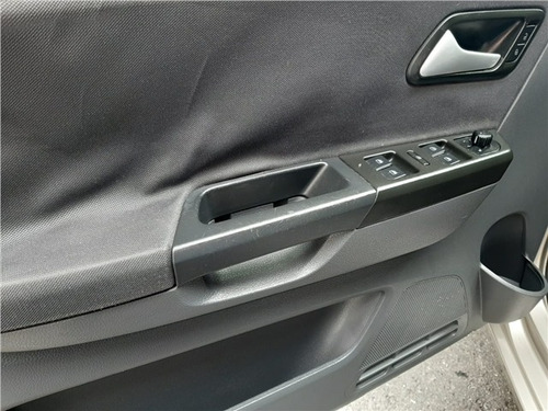 Volkswagen Spacefox 1.6 Mi Trend 8v Flex 4p Automatizado