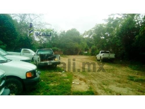 Imagen 5 de 9 de Venta Terreno 673 M² Col. Manuel Avila Camacho Poza Rica Veracruz, Se Encuentra Ubicado En La Calle Zacatecas # 320 De La Colonia Manuel Avila Camacho, Cuenta Con 673 M² Son 10 M. De Frente Por 44 M.