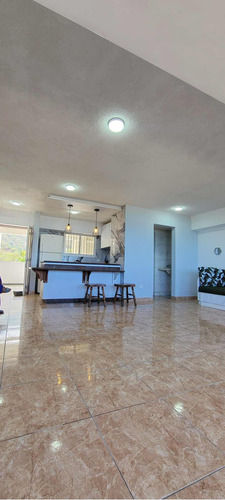Se Vende Hermoso Apartamento En La Guaira- Vm